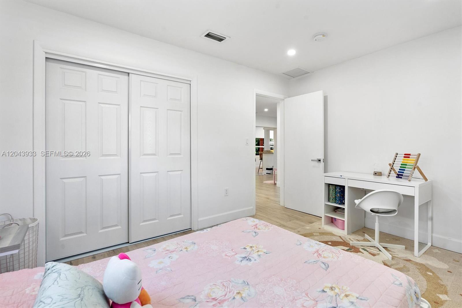 Residential Lease in Oakland Park 3