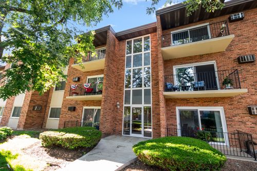 303-4113 W 97th Pl, Oak Lawn, IL, 60453 | Card Image