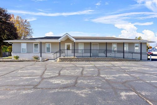 2131 Calumet Drive, NEW HOLSTEIN, WI, 53061 | Card Image