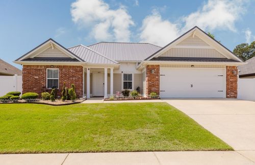 605 Surrey Ln, Benton, AR, 72015-5186 | Card Image