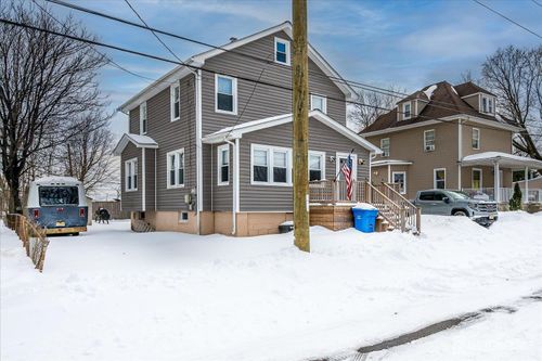 325 Hancock St, South Plainfield, NJ, 07080-3322 | Card Image