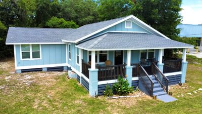 304 Hwy 98, House other with 3 bedrooms, 2 bathrooms and null parking in Carrabelle FL | Image 2