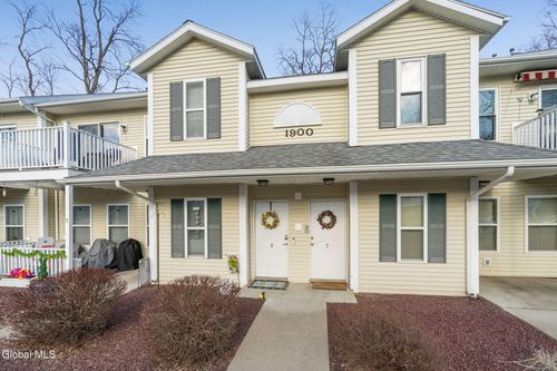 1906 Cambridge Manor Dr, Scotia, NY, 12302-2443 | Card Image
