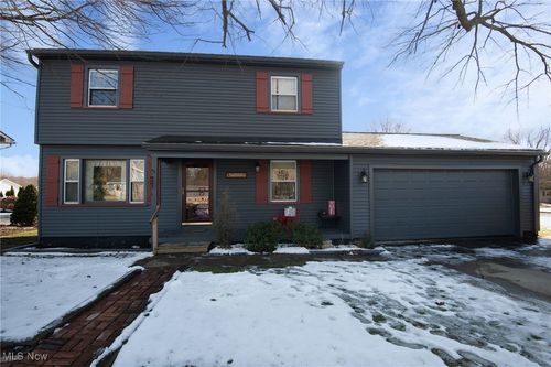 120 Winter Ln, Cortland, OH, 44410-1130 | Card Image