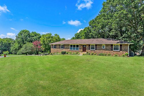 125 Colonial Dr, Hendersonville, TN, 37075 | Card Image