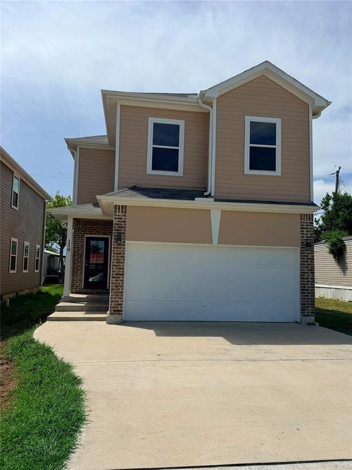 130 Flamingo Bight S, Baytown, TX, 77523-3195 | Card Image