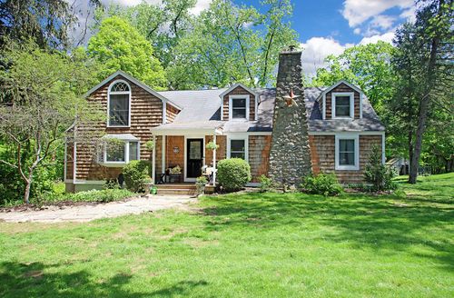 113 Codfish Hill Rd, Bethel, CT, 06801-3202 | Card Image