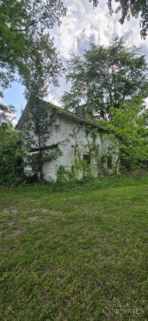 121 Cuba Ave, Midland, OH, 45148-8202 | Card Image