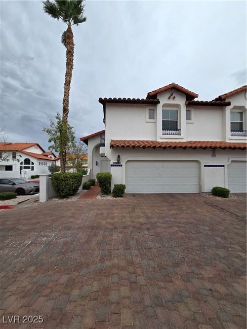 8735 Villa Ariel Ln, Las Vegas, NV, 89147-8700 | Card Image