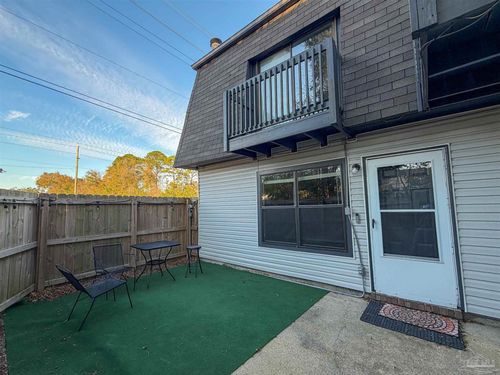 8-2301 W Michigan Ave, Pensacola, FL, 32526 | Card Image