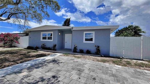 266 Ne 42nd St, Deerfield Beach, FL, 33064-3522 | Card Image