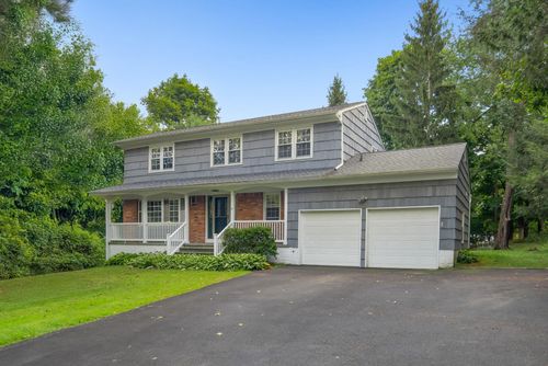 51 E Ridge Ln, Mount Kisco, NY, 10549-3602 | Card Image