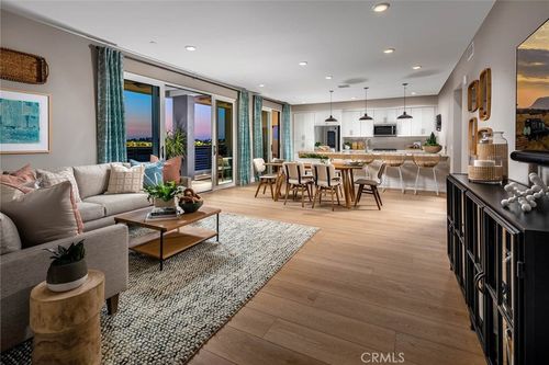 207-16175 Dawn, Tustin, CA, 92782 | Card Image