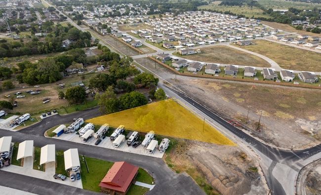 Birds eye view of property | Image 4