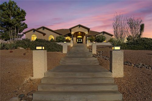 2124 Blackfoot Dr, Kingman, AZ, 86401-6584 | Card Image