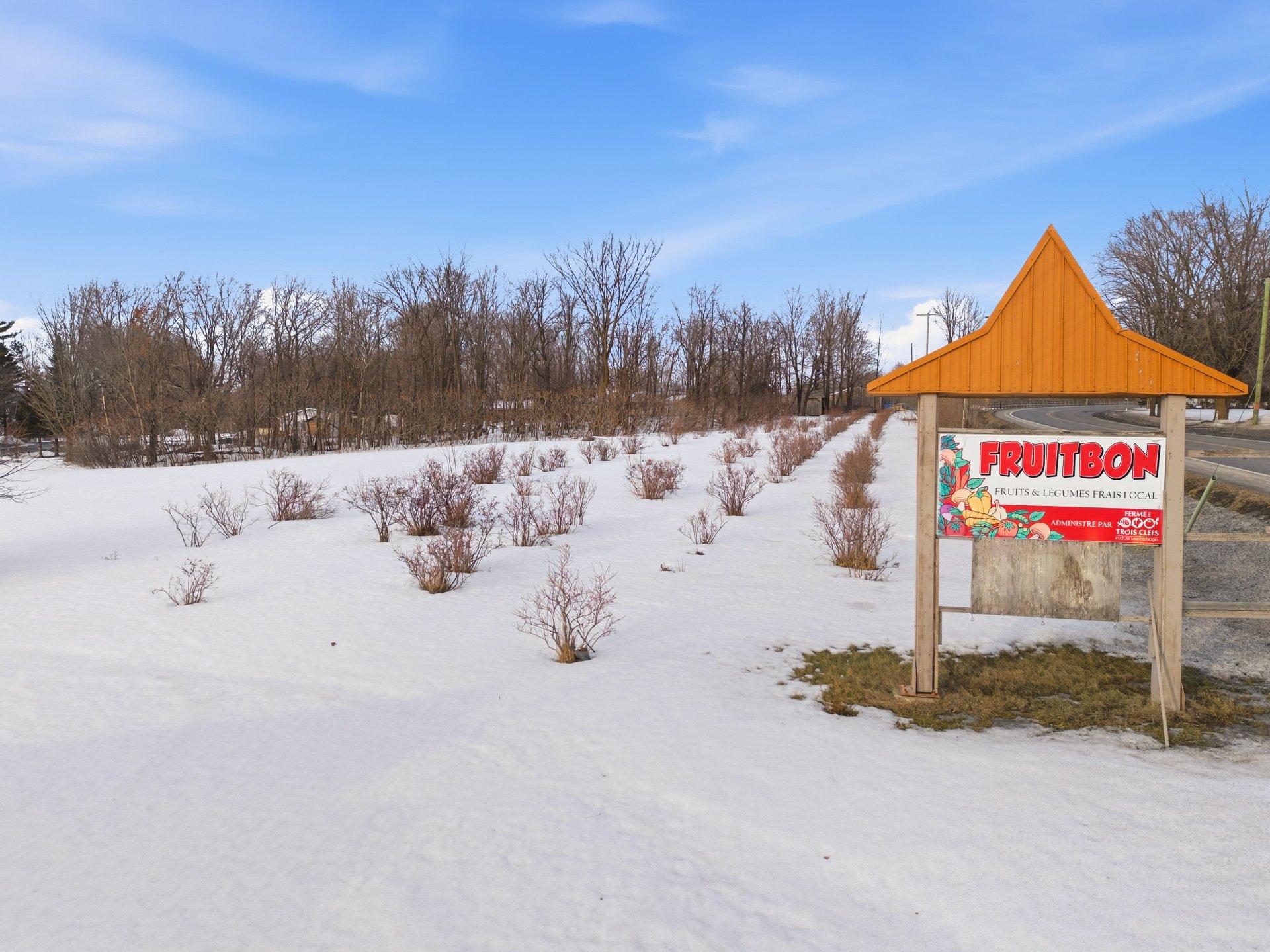 Commercial Sale in Roxton Pond 2