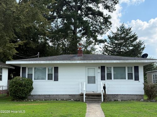 1011 Maple St, Elizabeth City, NC, 27909-3725 | Card Image