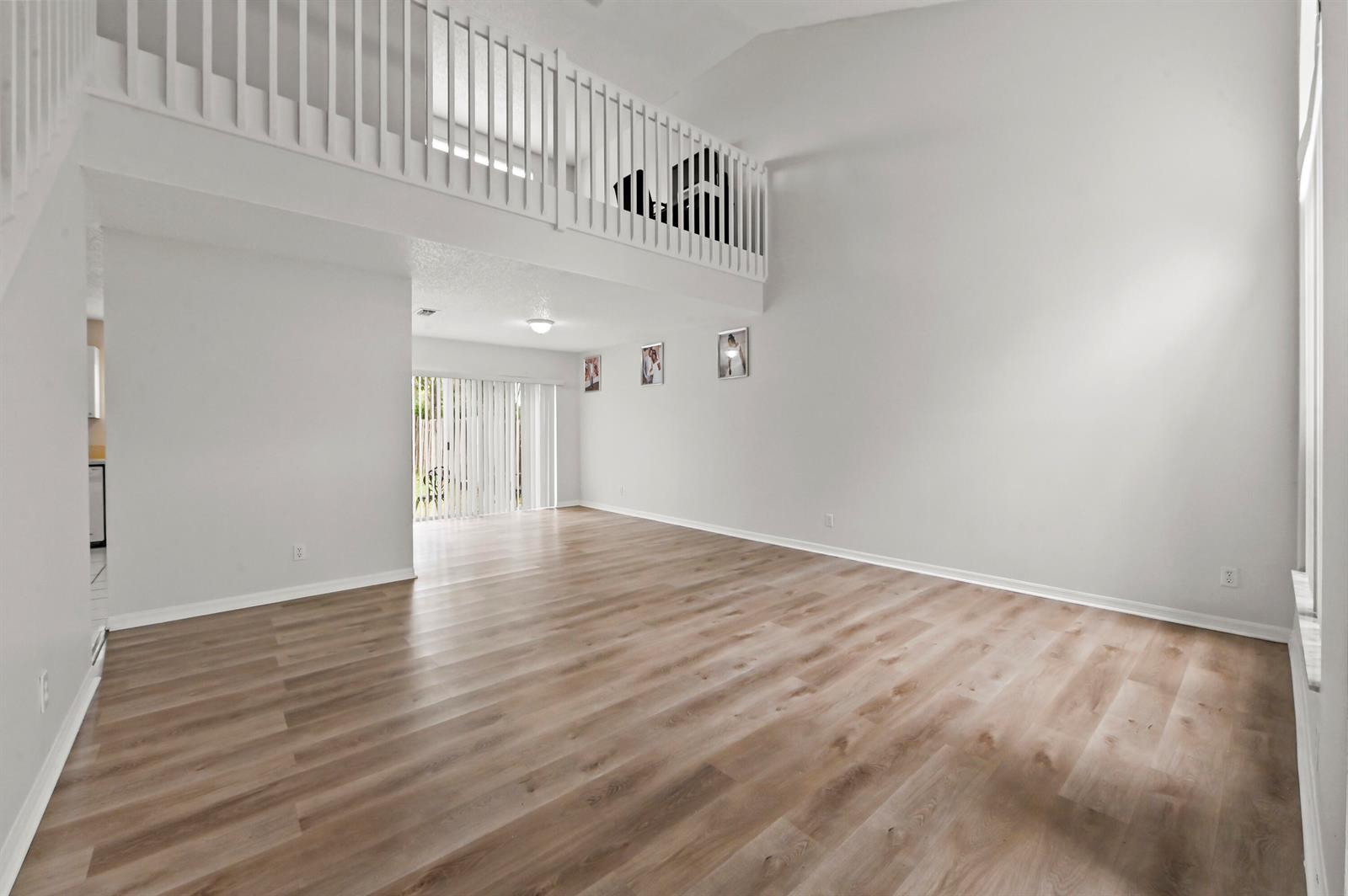 Residential in Lake Worth 4
