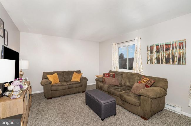 270 Broad St, Townhouse with 3 bedrooms, 2 bathrooms and null parking in HIGHSPIRE PA | Image 10