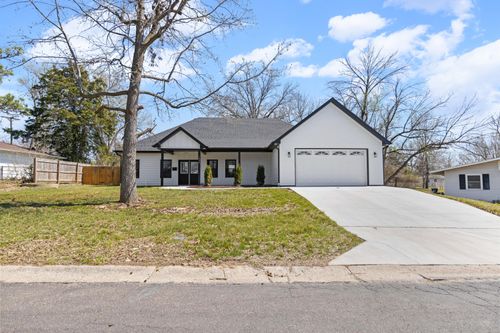 1020 Crestland Ave, Columbia, MO, 65203-2369 | Card Image