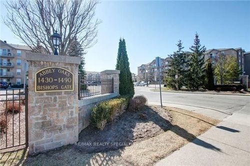 106-1470 Bishops Gate, Oakville, ON, L6M4N2 | Card Image