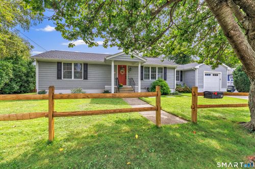 45 Dahl Ave, Stratford, CT, 06614-2758 | Card Image