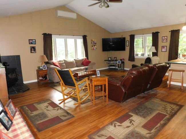 27 Van Wyck Rd, House other with 2 bedrooms, 1 bathrooms and null parking in Wallingford VT | Image 13