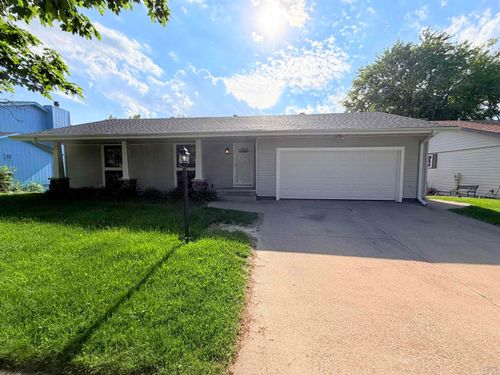 3151 Norman Dr, Sioux City, IA, 51104-2836 | Card Image