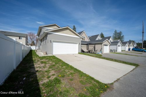 1425 Seleta Ln, Coeur D Alene, ID, 83815-7087 | Card Image