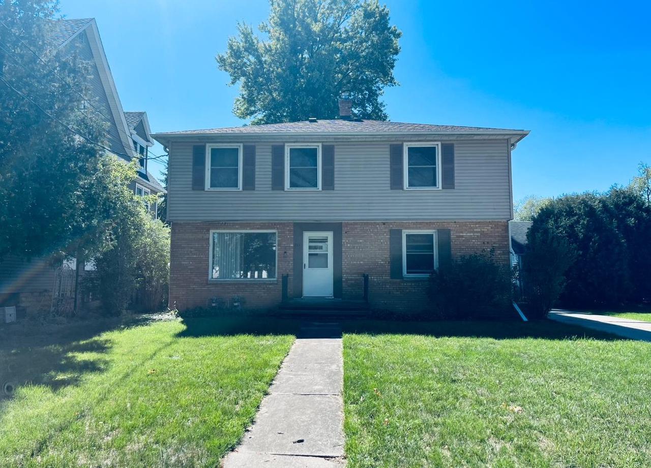 Keyes St, Menasha, WI 54952