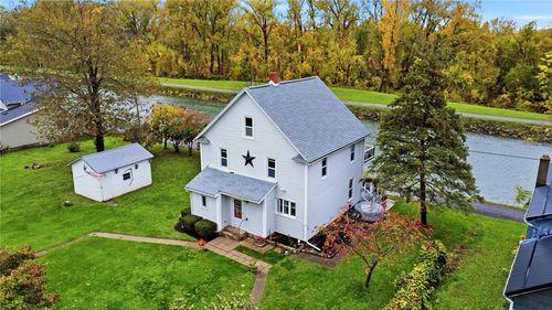 507 Canal St, Medina, NY, 14103-1170 | Card Image