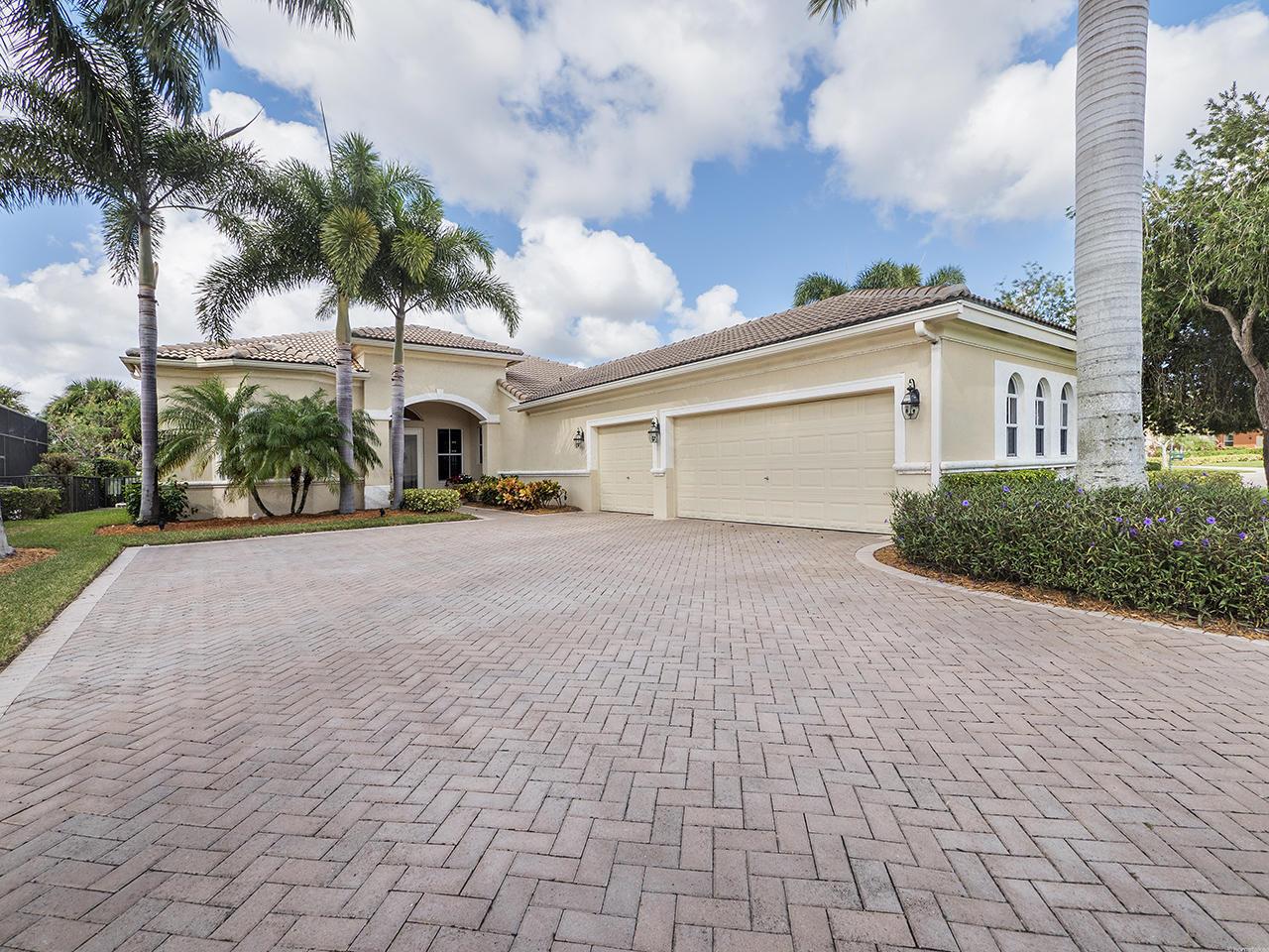 Ironhorse Blvd, West Palm Beach, FL 33412
