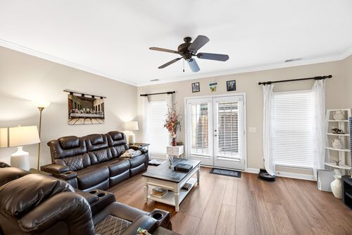 8 Baker Ct, Lebanon, TN, 37087-2677 | Card Image