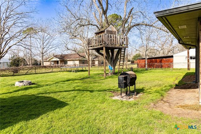 912 N Avenue G, House other with 4 bedrooms, 3 bathrooms and null parking in Shiner TX | Image 22