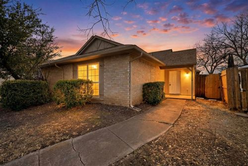 4629 Chapman St, The Colony, TX, 75056-3107 | Card Image