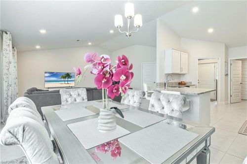 2576 Wilburn Ter, NORTH PORT, FL, 34288-8221 | Card Image