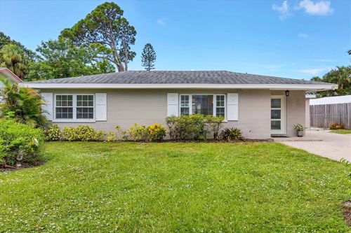 2284 Bougainvillea St, Sarasota, FL, 34239-5313 | Card Image