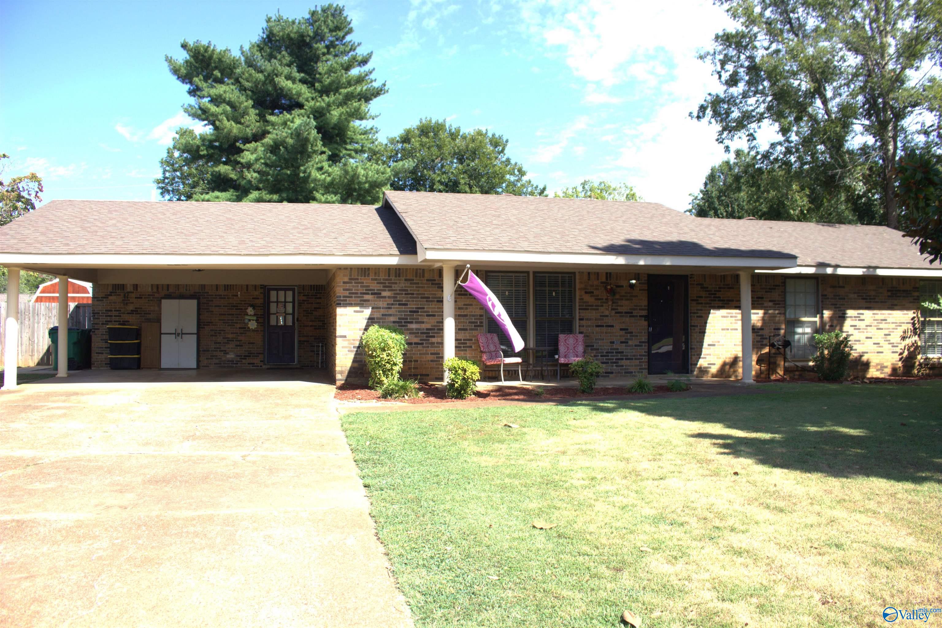 Windsor Dr, Tuscumbia, AL 35674