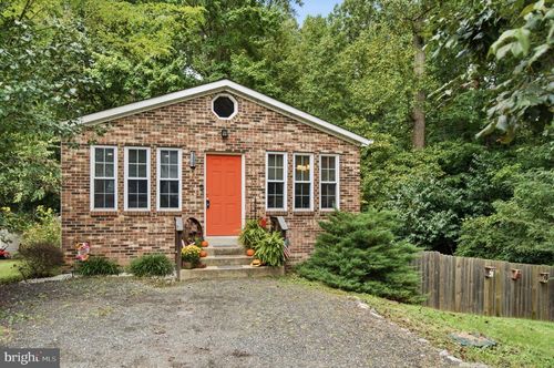 729 Spruce Dr, LUSBY, MD, 20657-2070 | Card Image