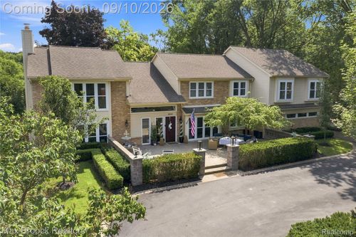 3845 Shellmarr Ln, Bloomfield Hills, MI, 48302-4054 | Card Image