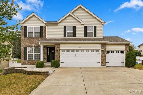 621 Falling Brook Dr, O Fallon, MO, 63366-5060 | Card Image