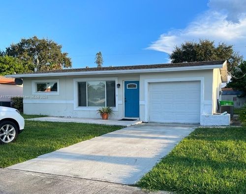 8680 Nw 29th St, Sunrise, FL, 33322-2333 | Card Image