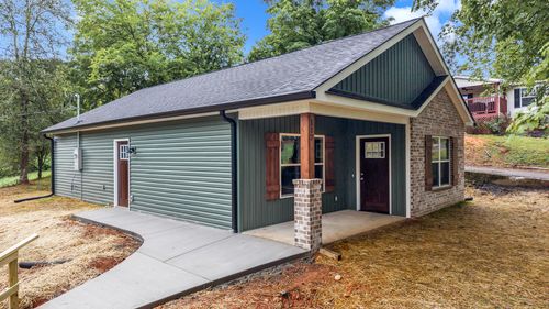 117 Dunns St, Charleston, TN, 37310-6406 | Card Image