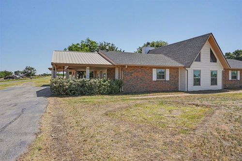 20518 E County Road 157, Blair, OK, 73526-9201 | Card Image