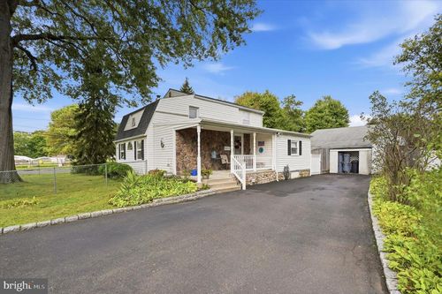 43 Greene Rd, WARMINSTER, PA, 18974-4468 | Card Image