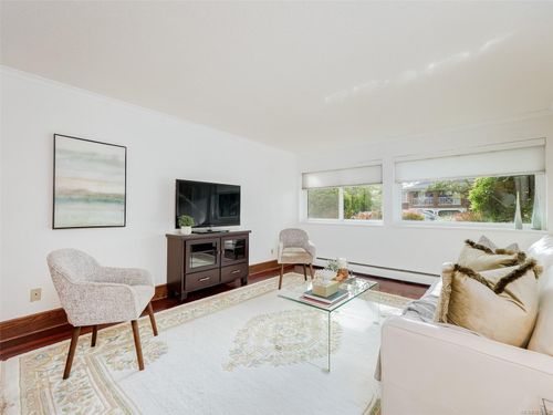 105-2100 Granite St, Oak Bay, BC, V8S3G7 | Card Image