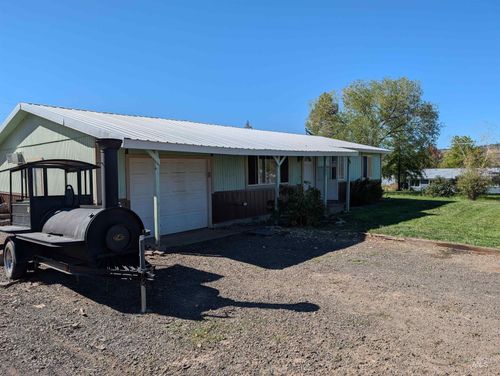 802 E Lucille Ave, Council, ID, 83612-5066 | Card Image