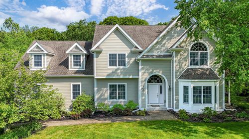 2 Marion Way, Lagrangeville, NY, 12540-5233 | Card Image