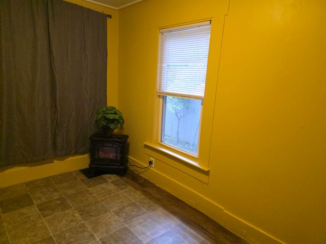 8 Center St, House other with 3 bedrooms, 2 bathrooms and null parking in Springfield VT | Image 9