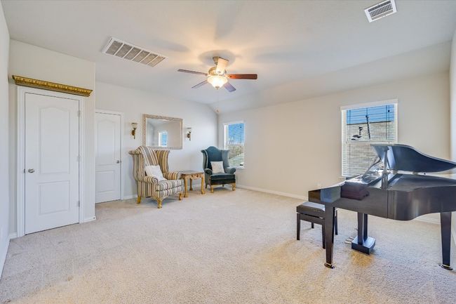 Upstairs game room | Image 13